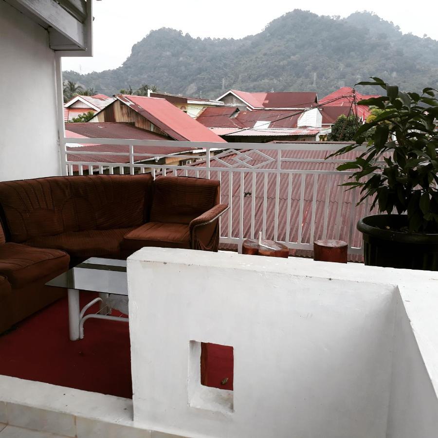 Bumimi Homestay Painan Εξωτερικό φωτογραφία